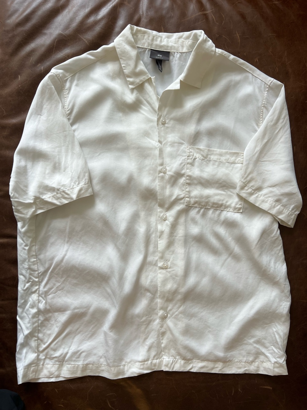 H&M White Short-Sleeve Casual Button-Down Shirt